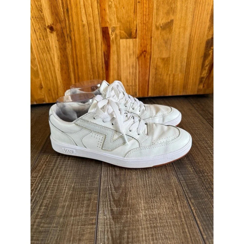 Vans Lowland CC Leather Sneakers Sz. M7.5 W9 White